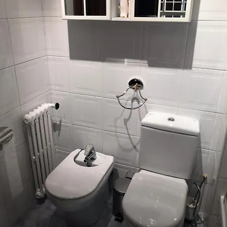 Apartman Beautiful With Wifi Vut-le-339 *